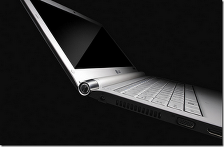  LG P330 Laptop